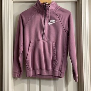Nike sweatshirt